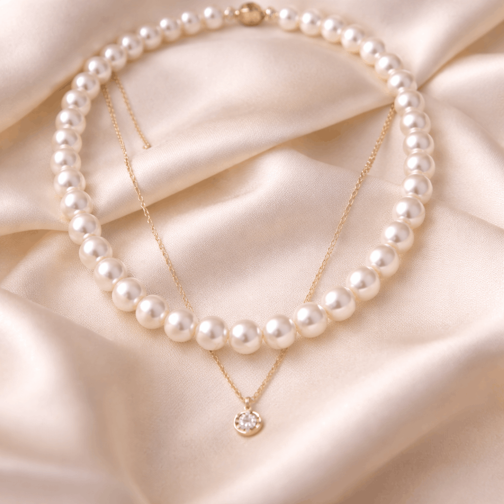 pearlsonly-blog-111-feature-image-pearl - pearl and pendant necklace - Pearls Jewelry - pearlsonly